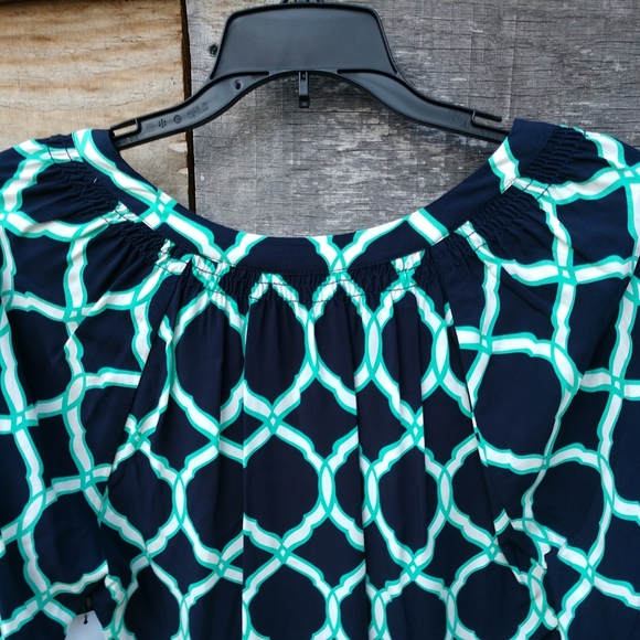 Peasant Top Crown & Ivy Women's Med Navy Blue & White Chain Pattern New W/Tags - Picture 8 of 12